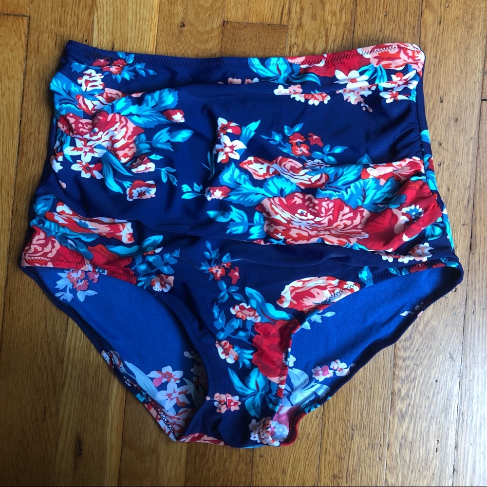 Floral blue high waisted bikini bottoms - large - NWOT